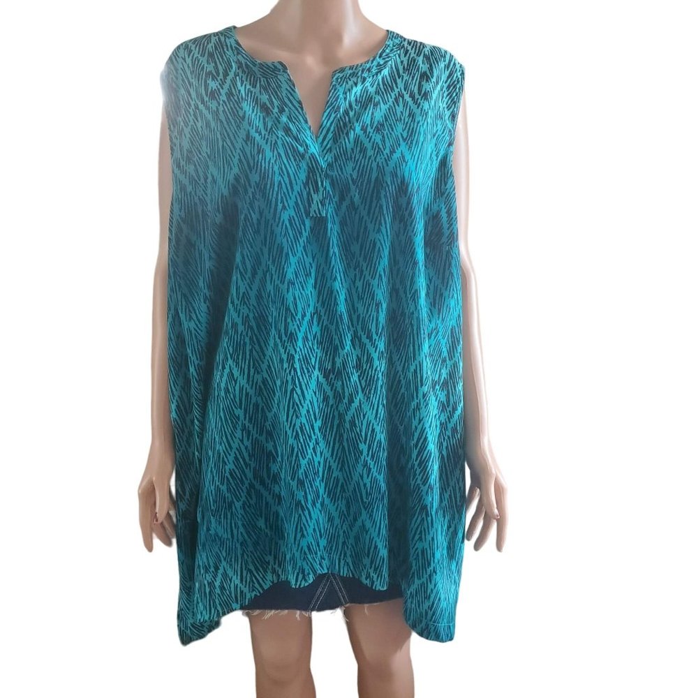 Catherine's 3X Teal/Black Split Neck Geometric print tunic sharkbite crossover h